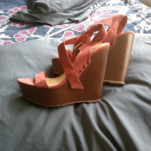 Wedges - Picture 2 of 3